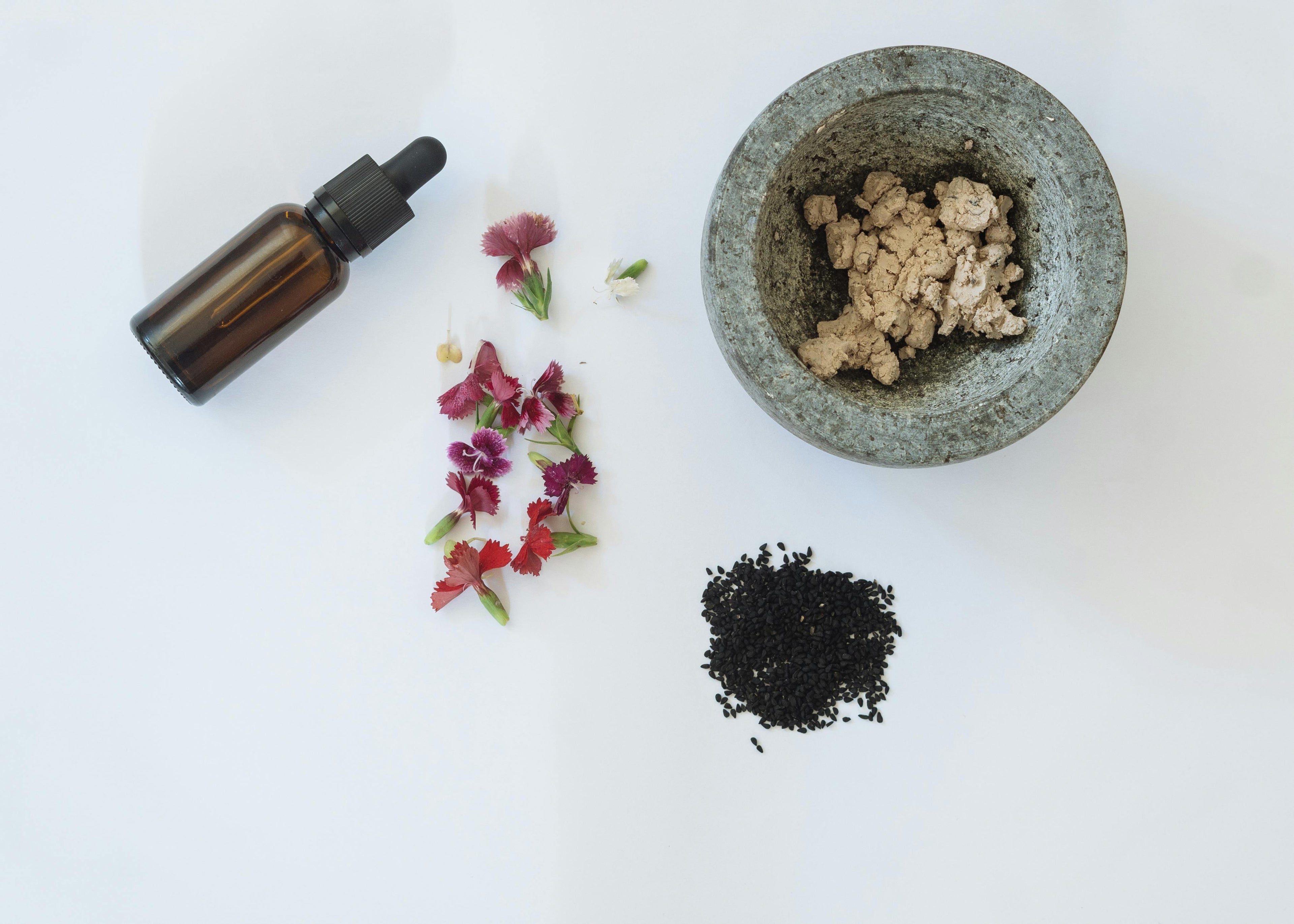 The Power of Natural Skincare: Why Ingredients Matter